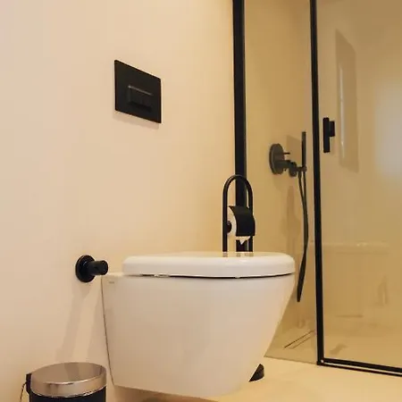 To Be Social House Resort *