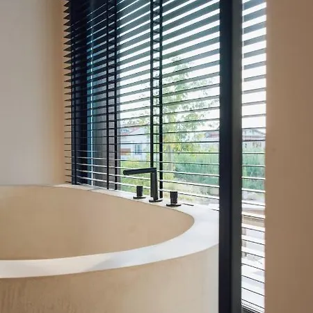 Resort To Be Social House *