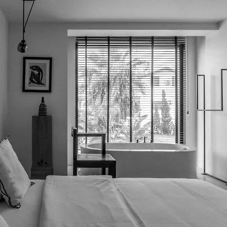 To Be Social House Resort
