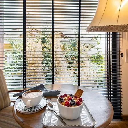 To Be Social House Resort