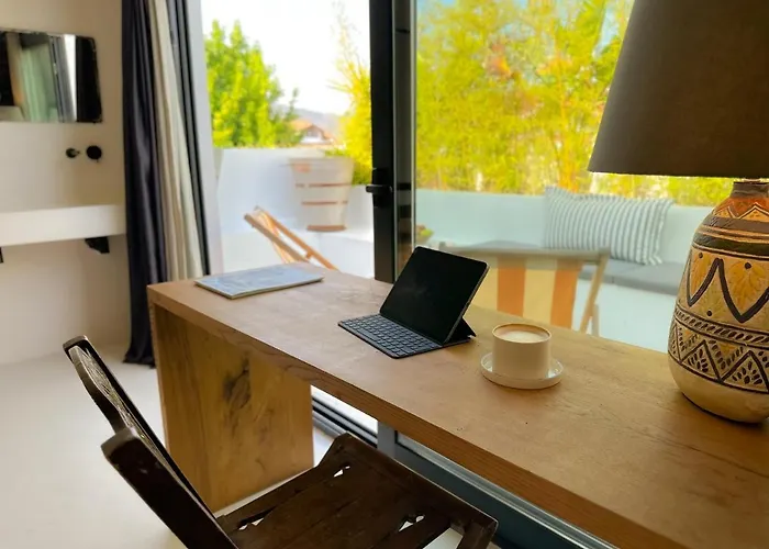 To Be Social House Complex *